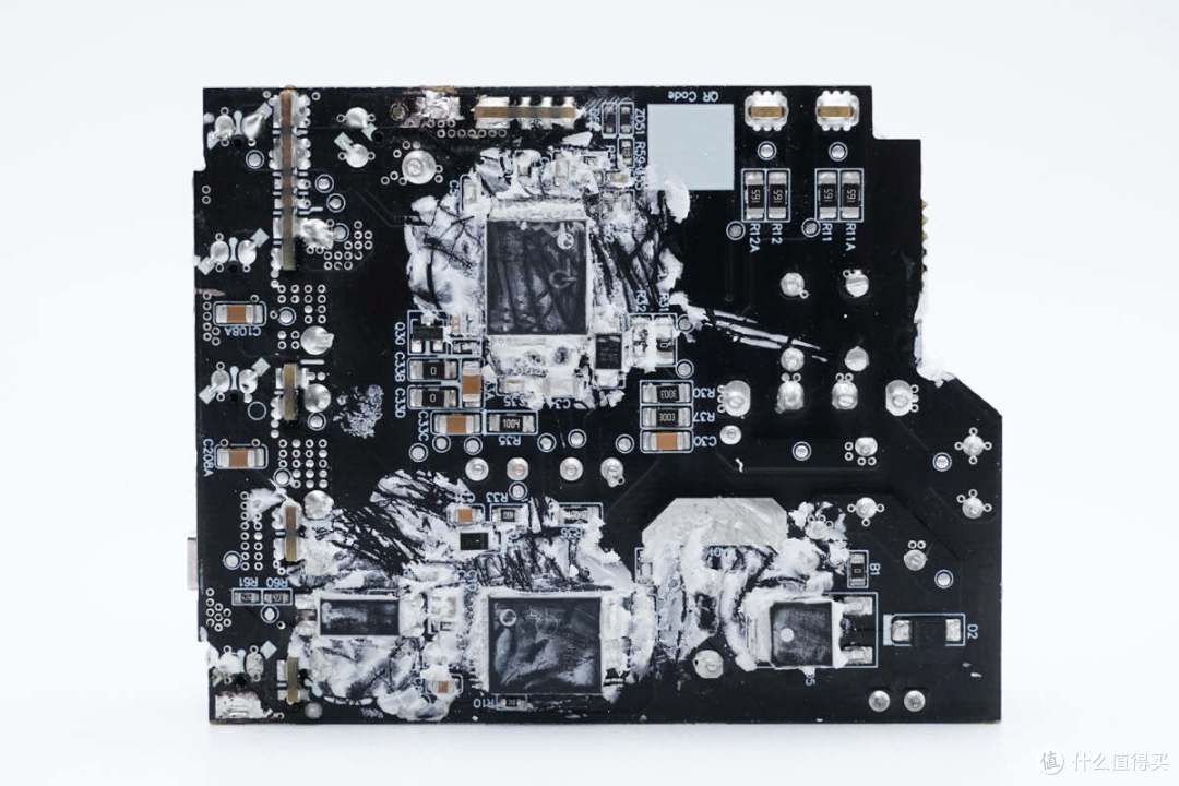 拆解报告:华硕ROG 140W 3C1A四口氮化镓充电器AC140-01
