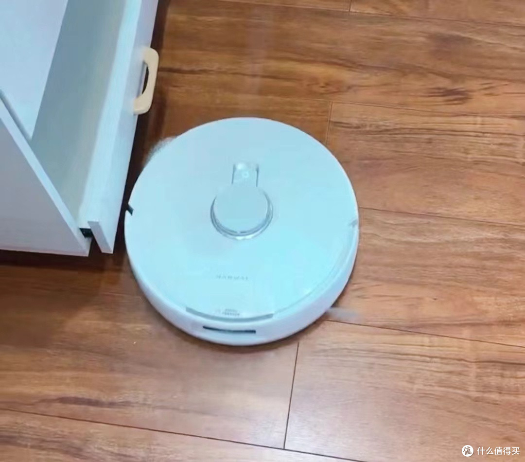 云鲸J5扫地机器人:智能清洁,精准导航