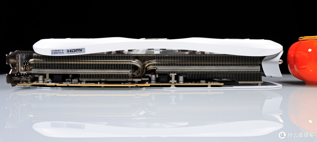 9800X3D,目前最强游戏 CPU,不服来战!力压 14900K!华硕 X870E HERO 与 RTX4080 SUPER 月白搭台