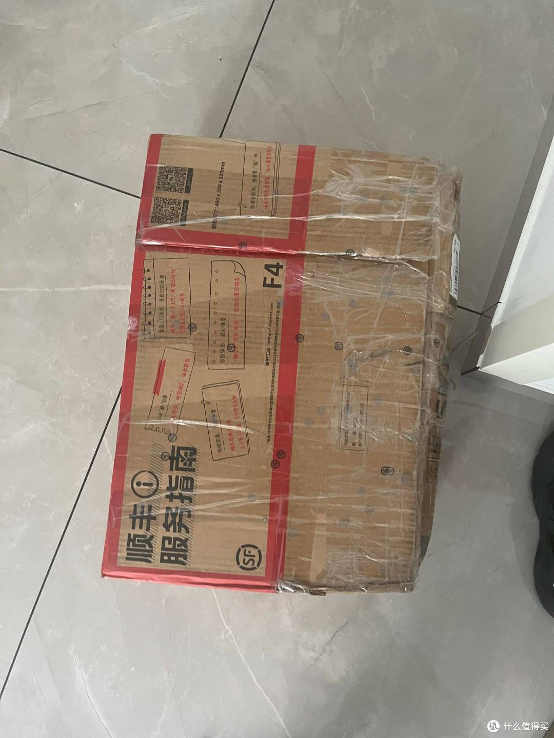 收到的时候是一个硕大的箱子