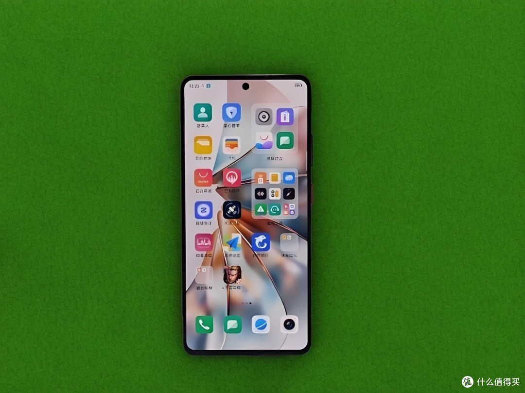 双向卫星+骁龙8Gen2+5100mAh,16GB+1TB跌至2896元,被低估的旗舰机
