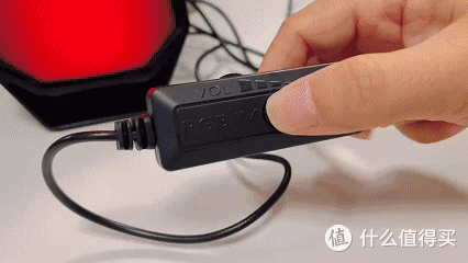 完蛋我可能喜欢RGB了!自从有了RGB音箱,加班都快乐了!