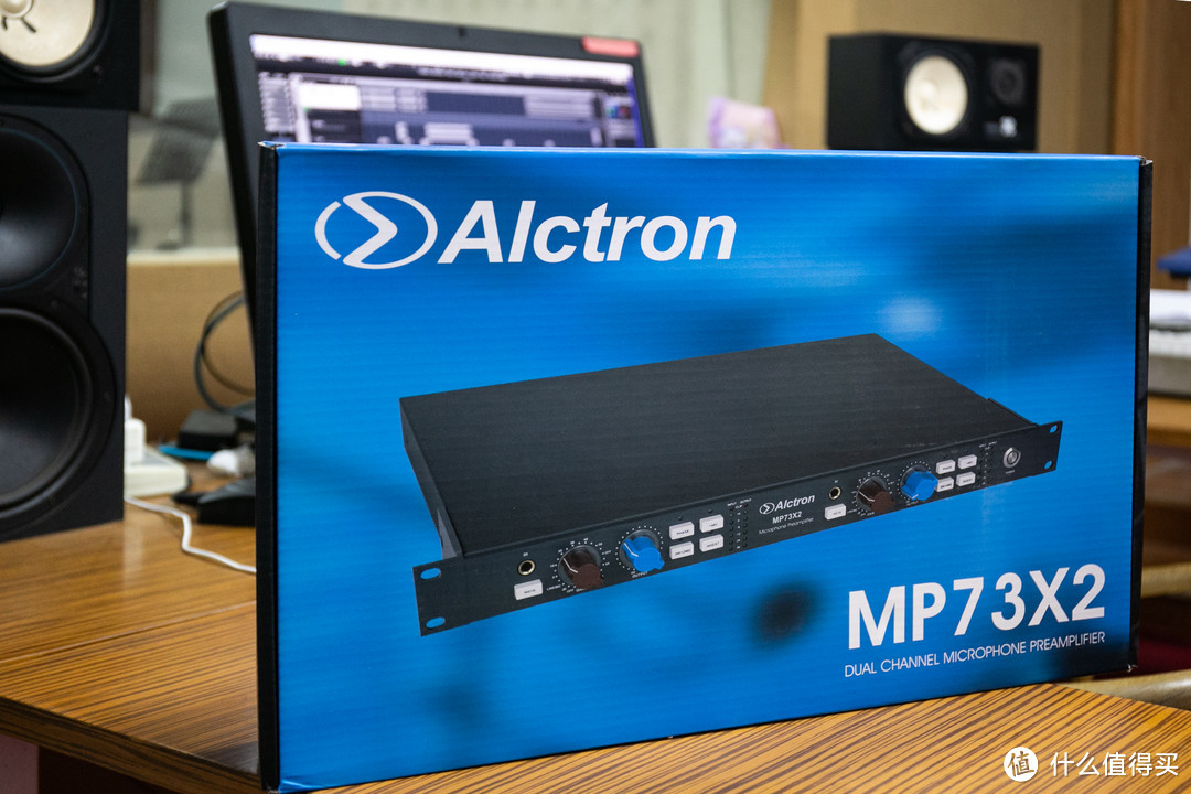 经典外观，纯净音质，爱克创又出话放新品——Alctron MP73 X2话筒放大器试用与拆解评测