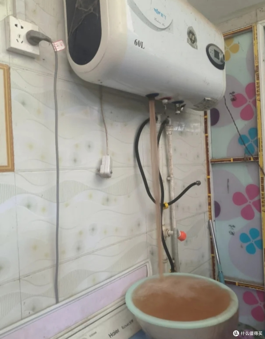 幸亏家电师傅提醒：热水器不能“24小时开着”，原来我一直用错了