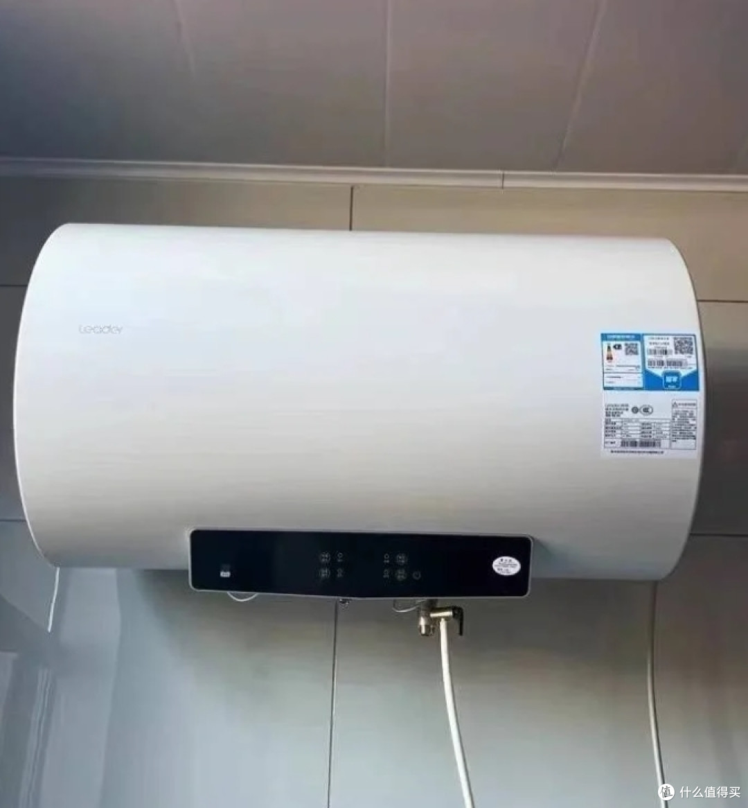 幸亏家电师傅提醒：热水器不能“24小时开着”，原来我一直用错了