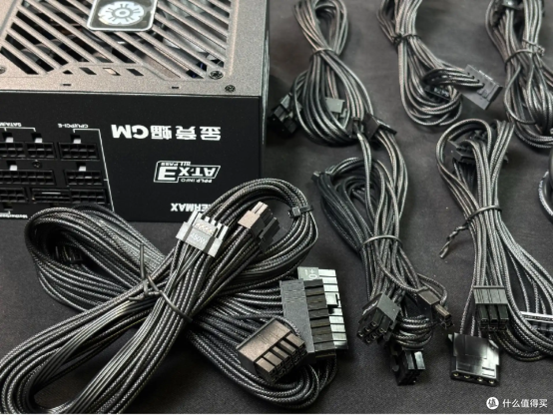 双十一预热:主打性价比,安耐美金竞蝠GM850W电源推荐!