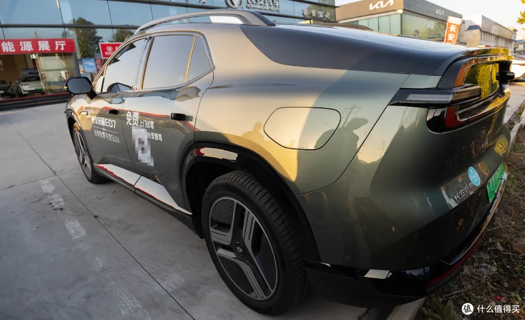 中国版平价CYBERTRUCK?中年男人的玩乐神车?长安启源E07体验