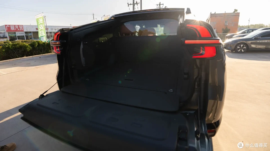 中国版平价CYBERTRUCK?中年男人的玩乐神车?长安启源E07体验
