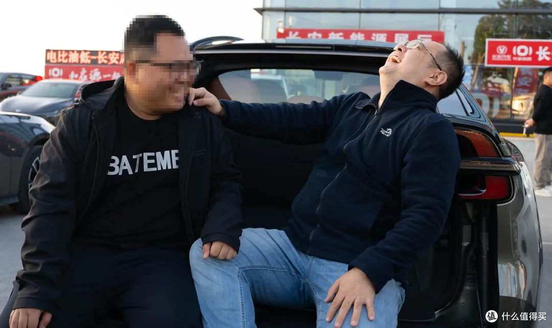 中国版平价CYBERTRUCK?中年男人的玩乐神车?长安启源E07体验