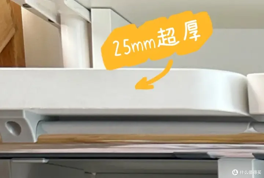 家庭儿童学习桌椅有必要入手吗?学习桌的必选项和雷点是哪些?内附自用SugarSwan糖天鹅儿童学习桌推荐