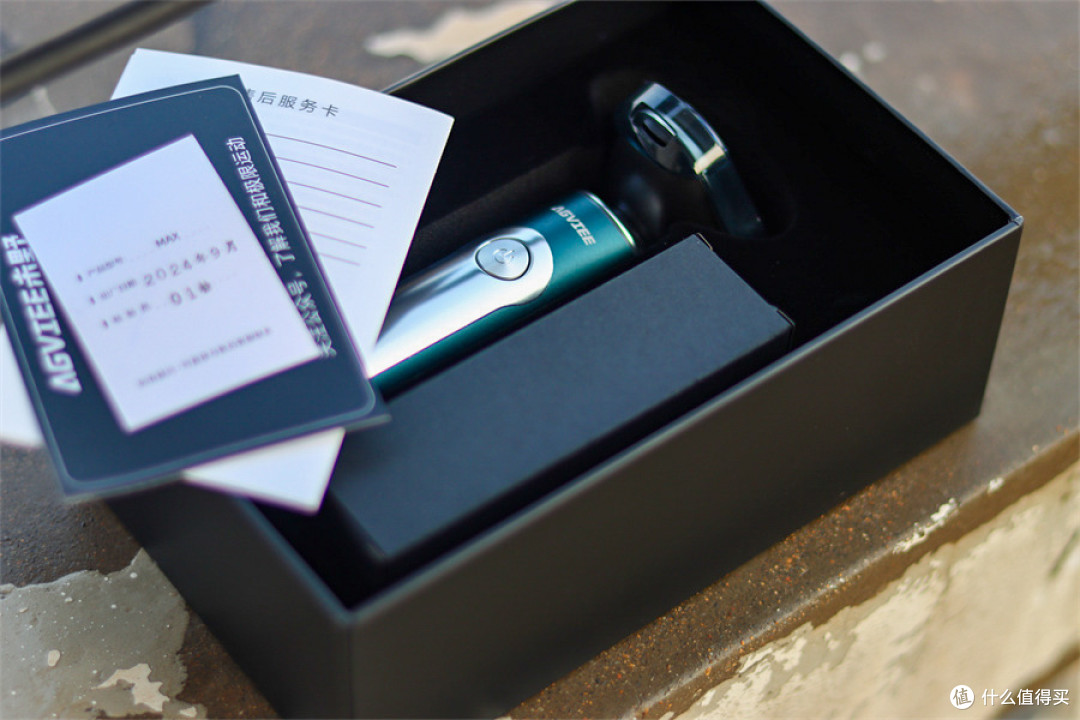 未野 MAX电动剃须刀测评，千元级净须性能不输顶级旗舰