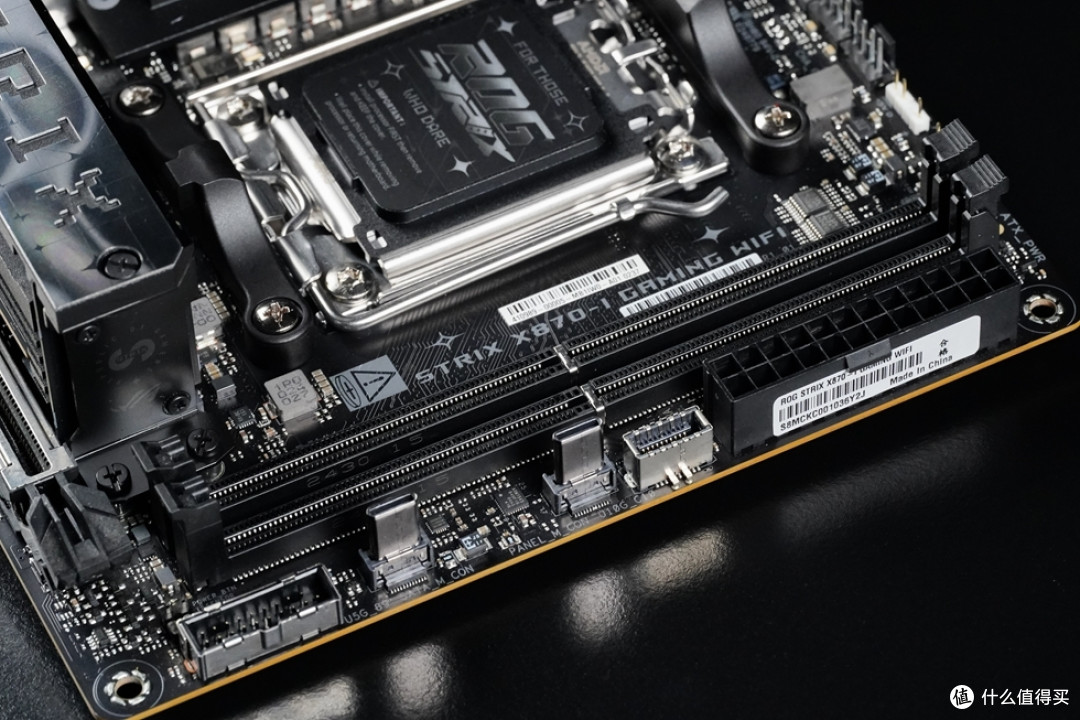 分形工艺 Era2+华硕 ROG X870-I+华硕 TUF RTX4070Ti Super 装机分享!