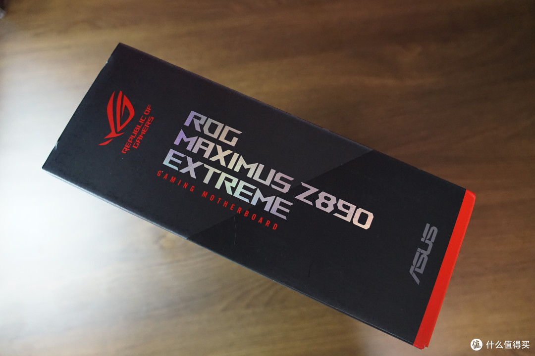 再次开箱一次9999的主板——ROG Z890 EXTREME