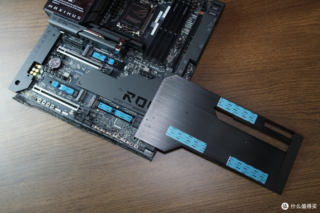 再次开箱一次9999的主板——ROG Z890 EXTREME