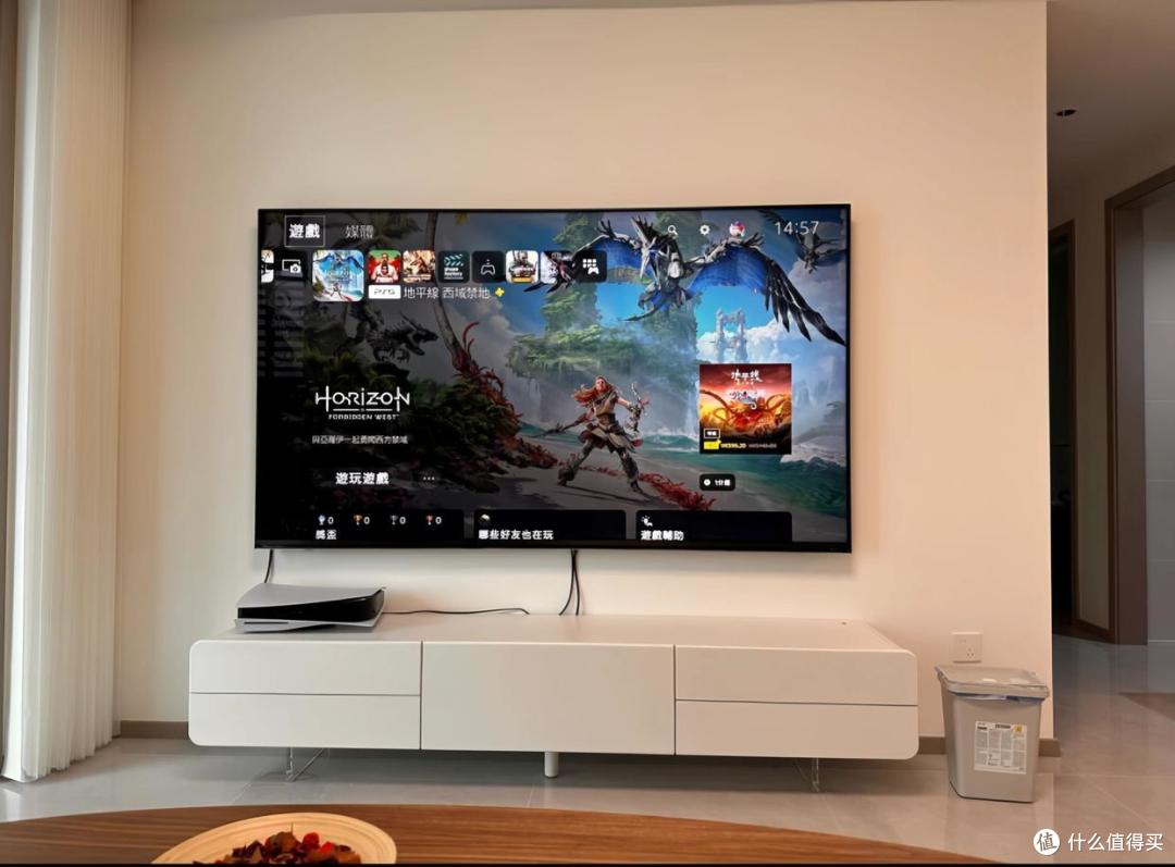 投影仪和电视哪个更适合家庭用?对比一下,结果一目了然!