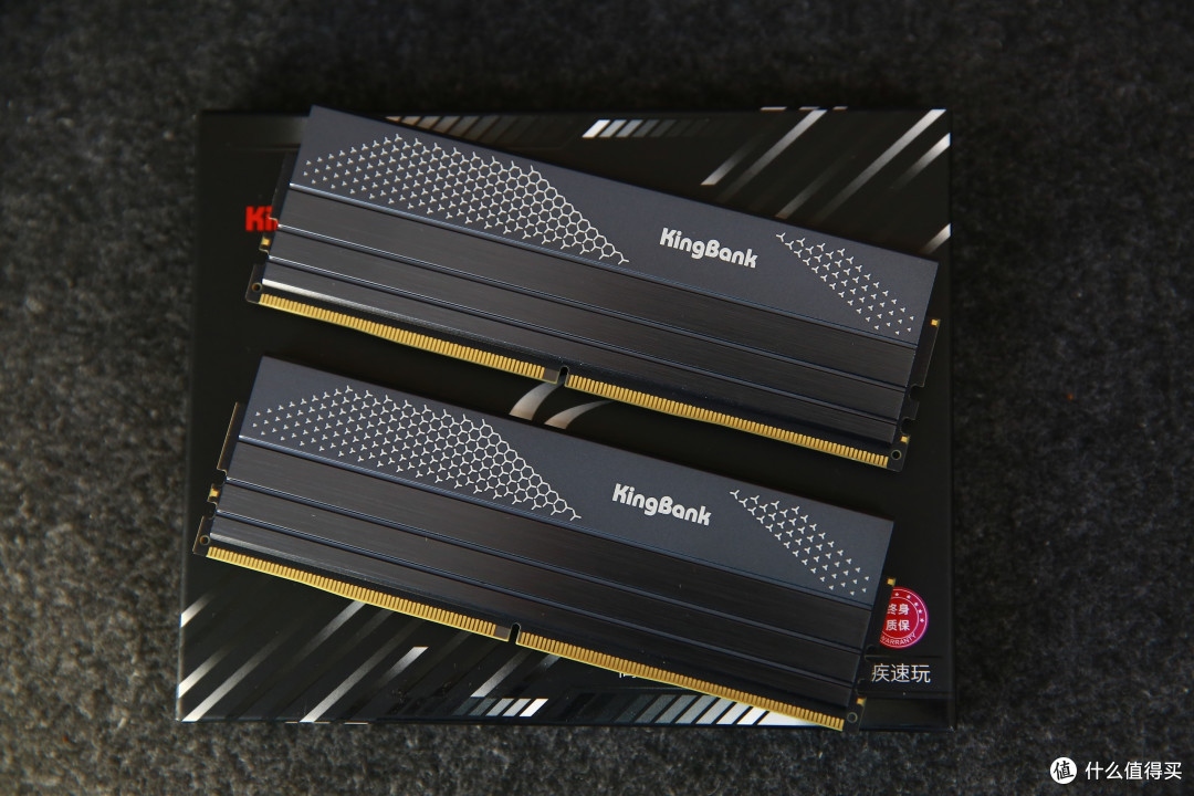 赶个潮流装个海景房主机,intel 12700+ 技嘉B760M雕妹+金百达星刃DDR5装机分享