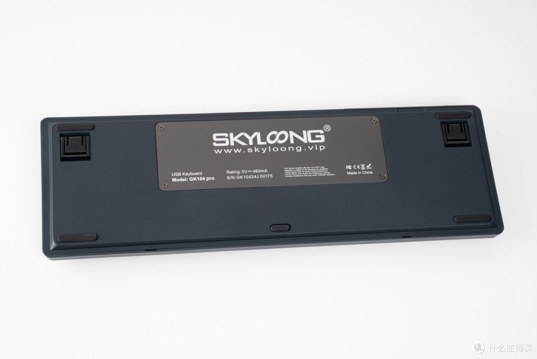 比赛级性能，Skyloong 小呆虫 GK104 8K 光轴电竞游戏机械键盘 开箱分享