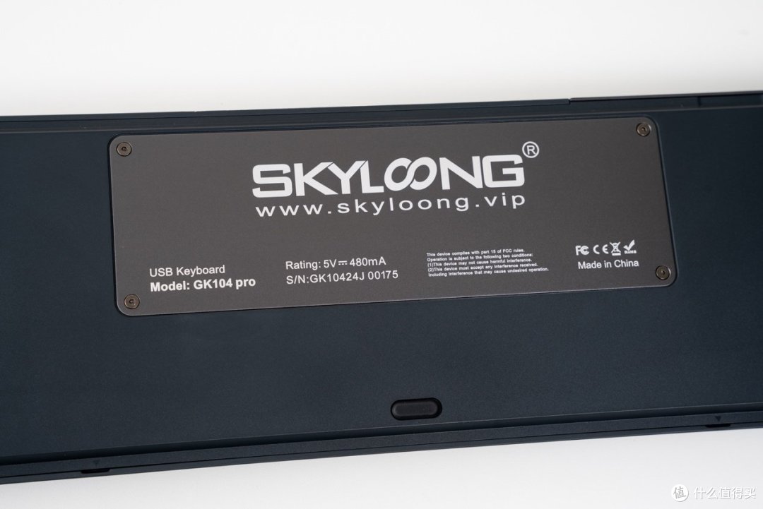 比赛级性能，Skyloong 小呆虫 GK104 8K 光轴电竞游戏机械键盘 开箱分享