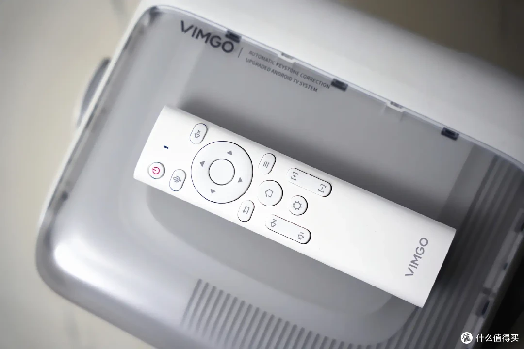 千元投影取代电视机可行吗，入手微果V7 Plus，聊聊真实感受