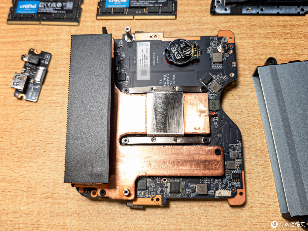零刻SER8:没AI省500?8745HS高能金属迷你主机,Win阵营的Mac mini