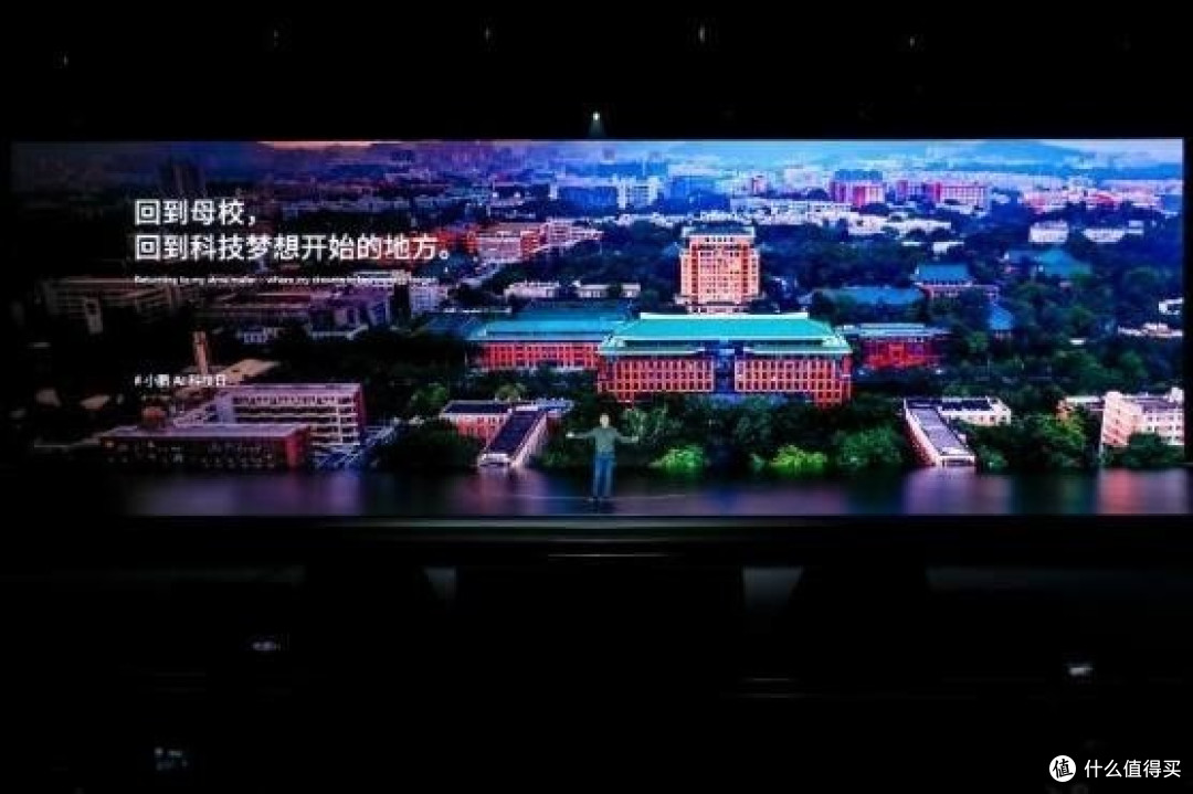 小鹏AI科技日揭秘:人形机器人来袭 2026年飞行汽车梦想成真