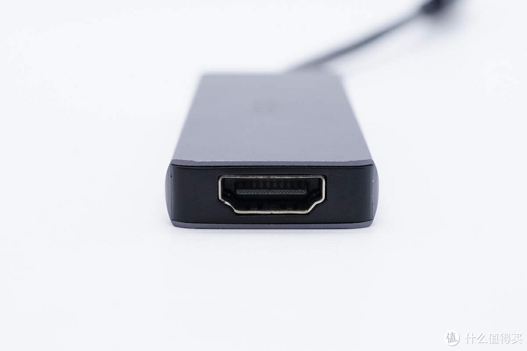 拆解报告：aigo 4K USB-C多功能扩展坞T05-H3