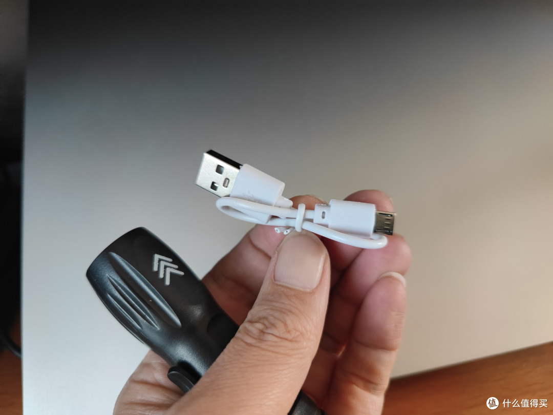 京喜自营的无名手电筒怎么样?