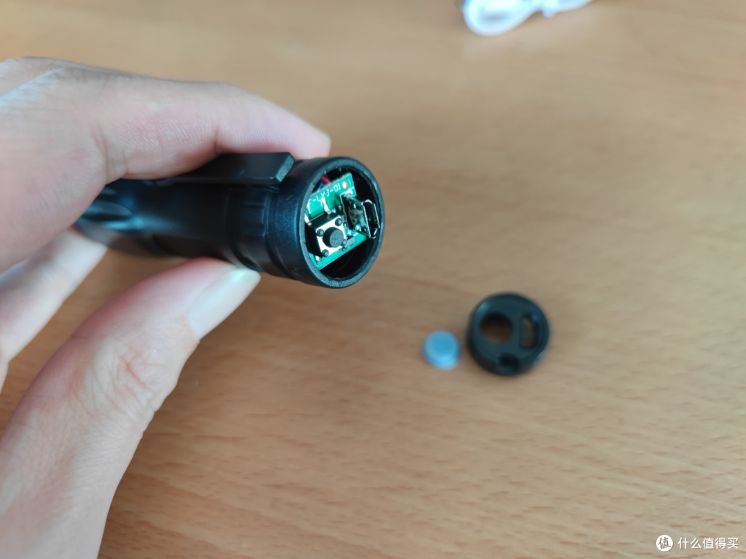 京喜自营的无名手电筒怎么样?