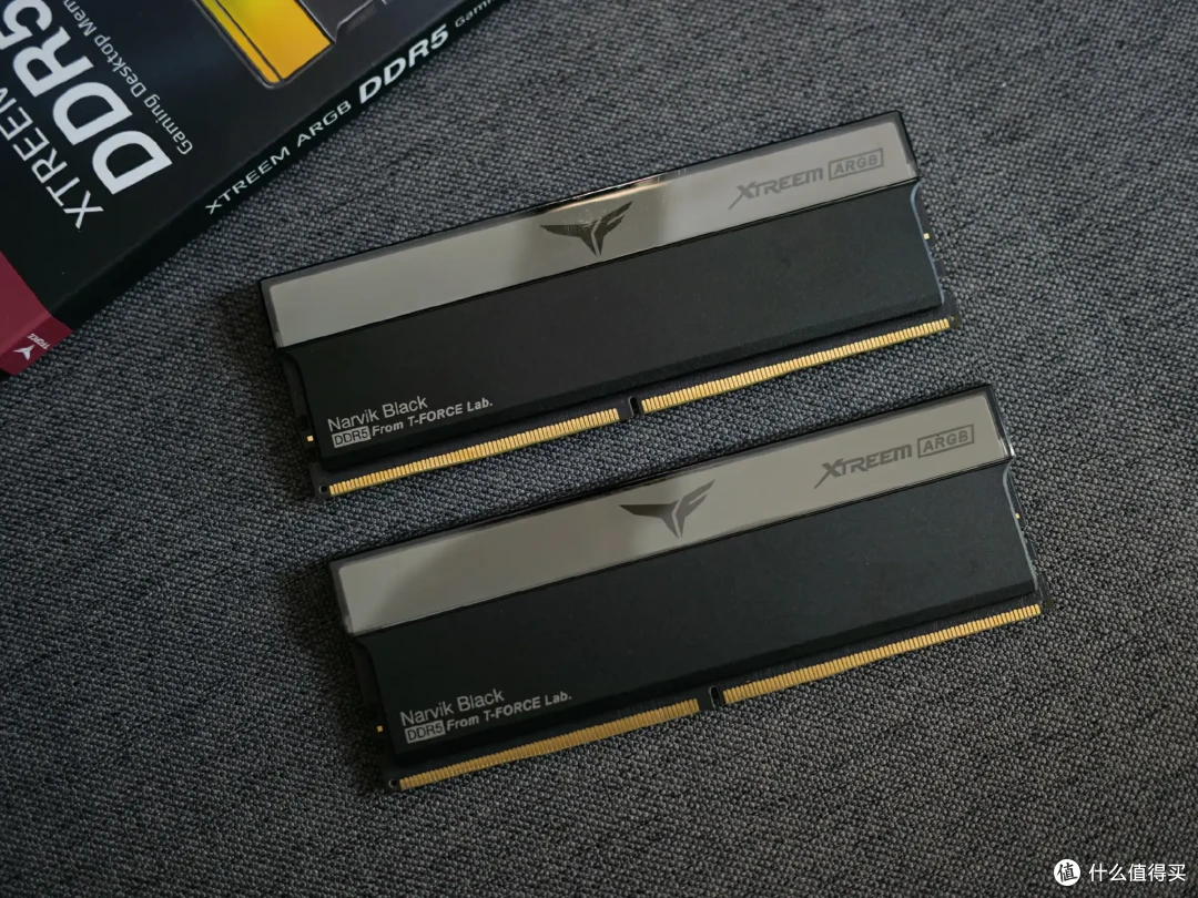 高频大容量兼得,十铨XTREEM 幻镜7200MHz 24G×2内存性能测试