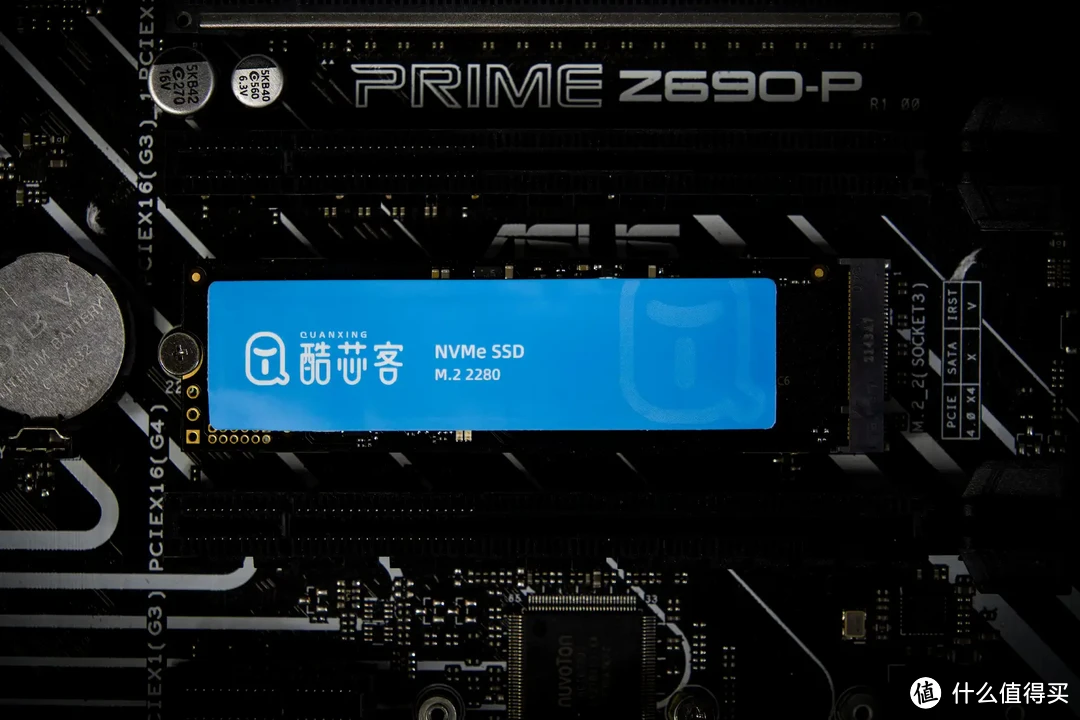 9款2TB大容量旗舰PCIe 4.0 SSD横评，这个双11固态硬盘应该怎么买？（下）