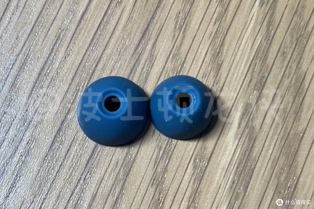牛马的午睡摸鱼神器,蛇圣小悠主动降噪睡眠耳机