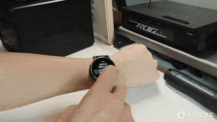 支持血压体脂率等检测的多边形战士丨华硕Watch问心6智能手表评测