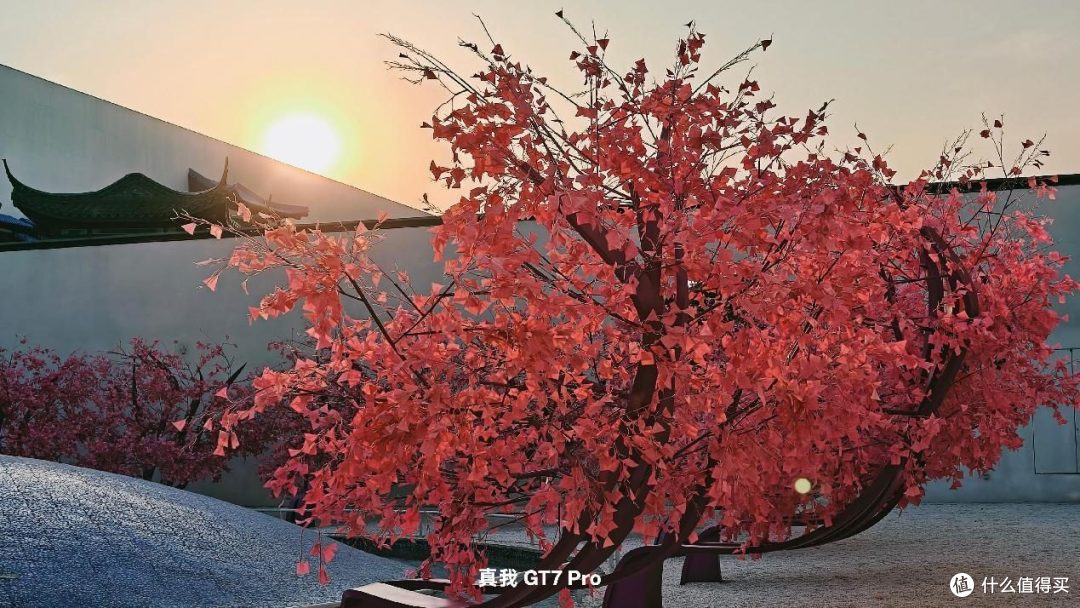 真我GT7 Pro深度评测：带潜望长焦的性能游戏旗舰