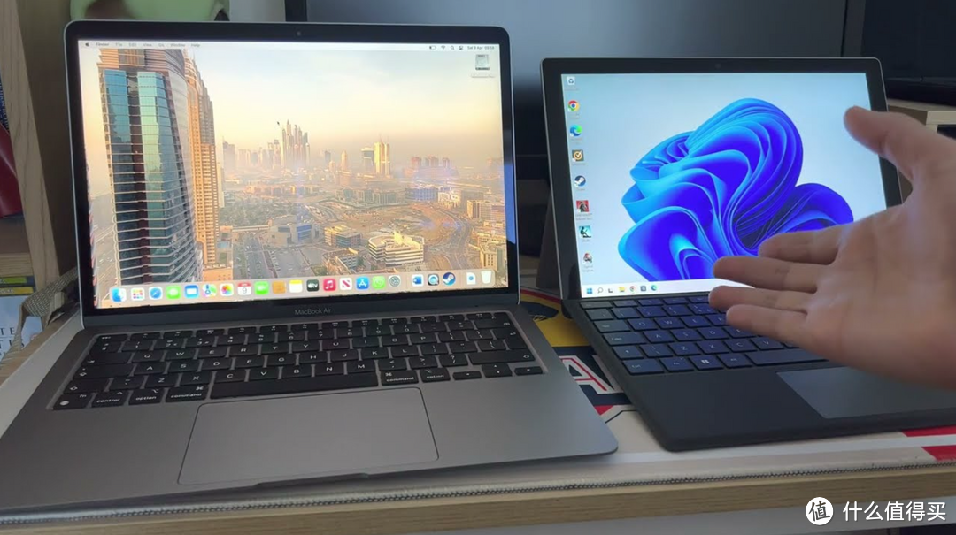 电脑精选！Microsoft Surface和MacBook Air性能大PK，你更倾向谁？