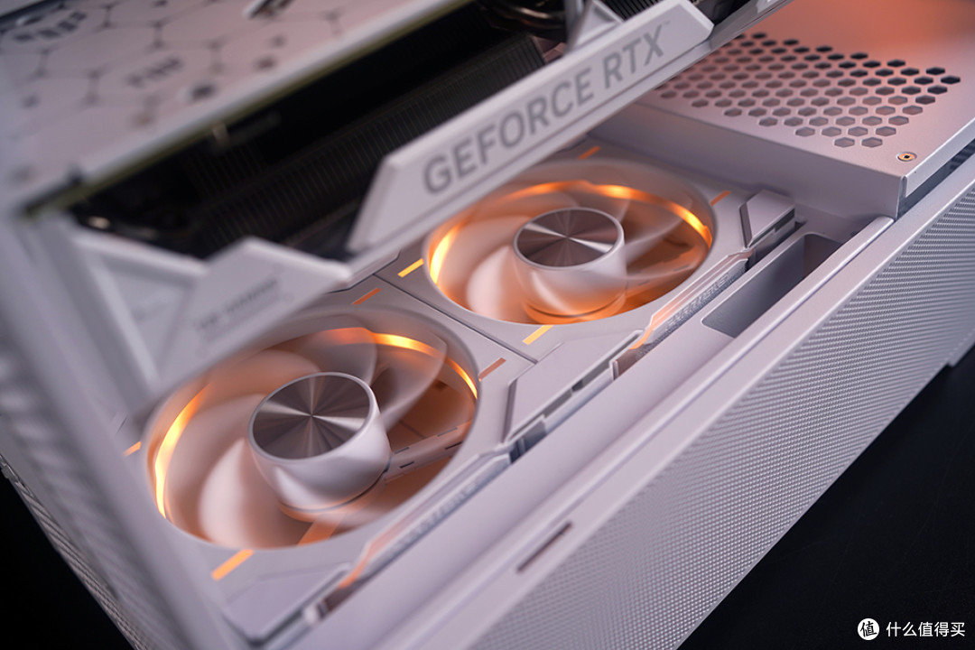 ROG STRIX X870-A + TUF RTX 4070 TI SUPER + R9 9900X + 联力 LANCOOL 207 装机分享