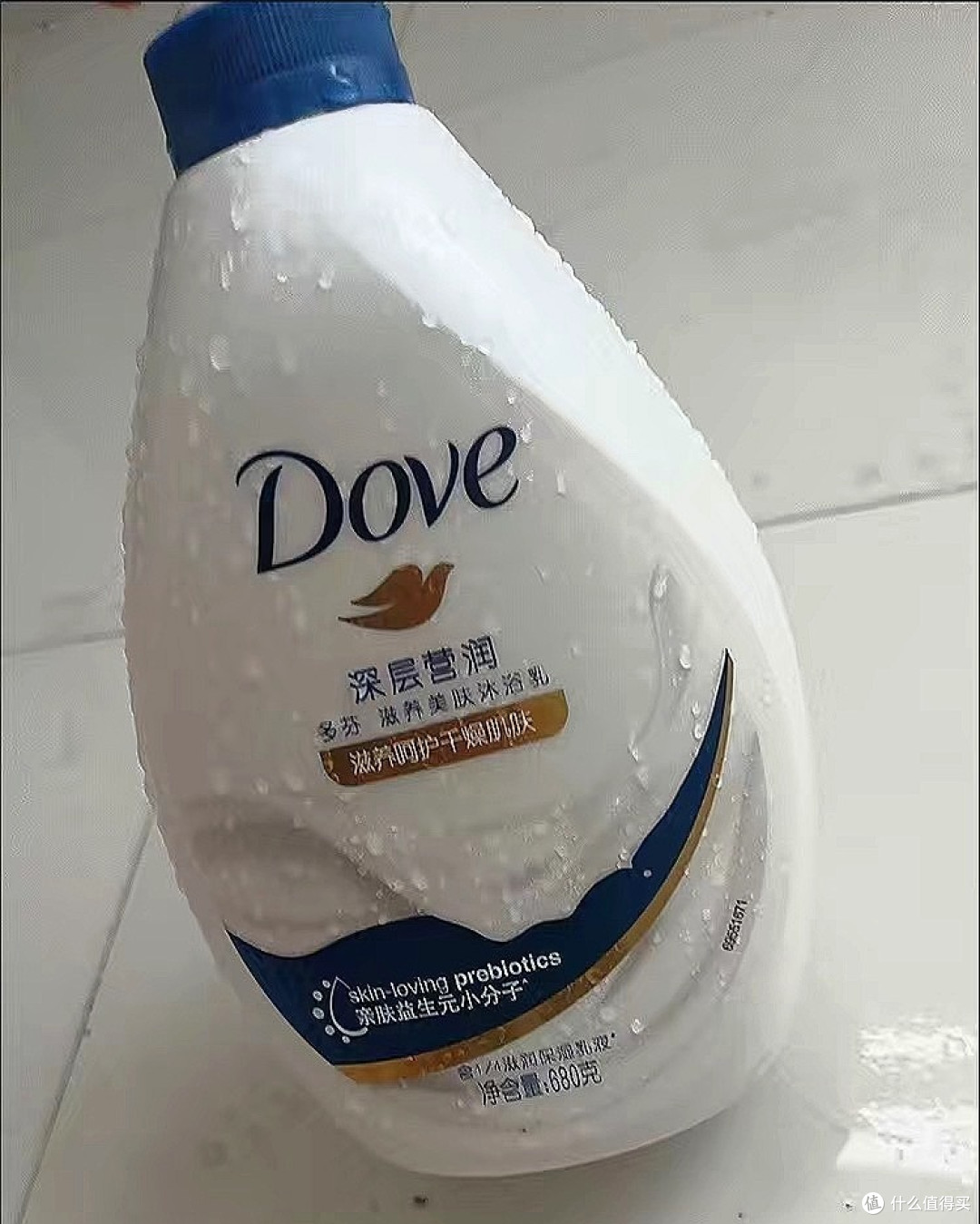 多芬沐浴露,呵护干燥肌肤