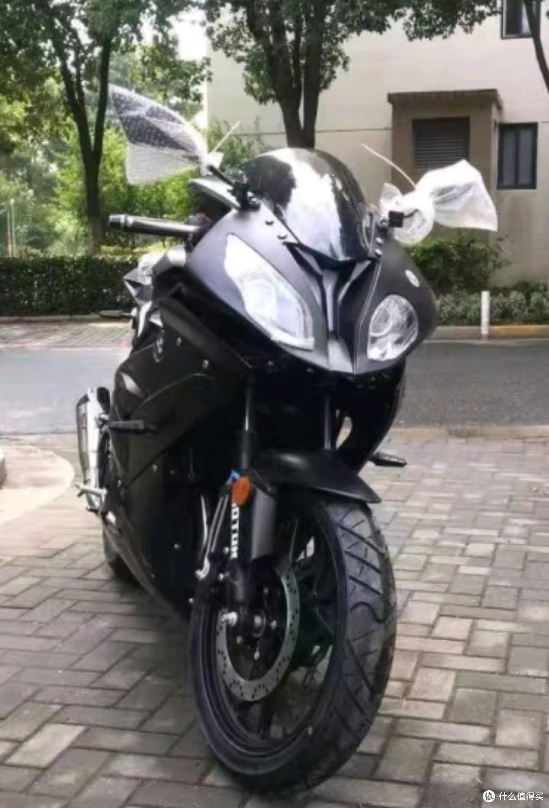 解锁悦物耐典全新宝雕双r摩托车，畅享骑行之旅