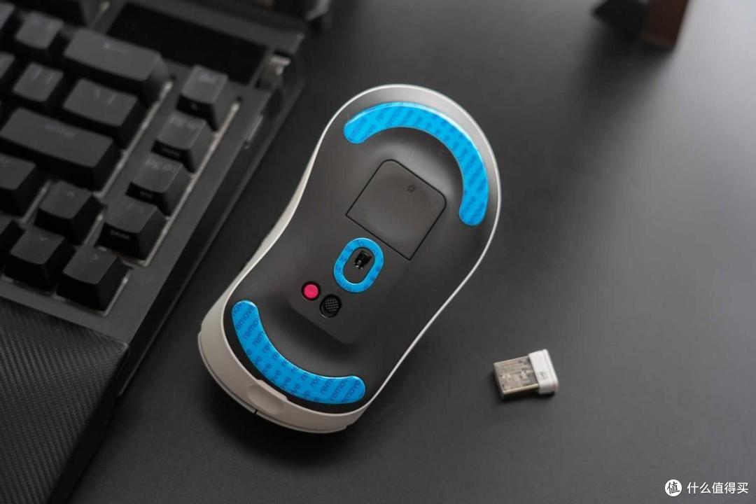 雷柏VT3PRO MAX无线鼠标评测:4K无线加8K有线,电竞王者驾到