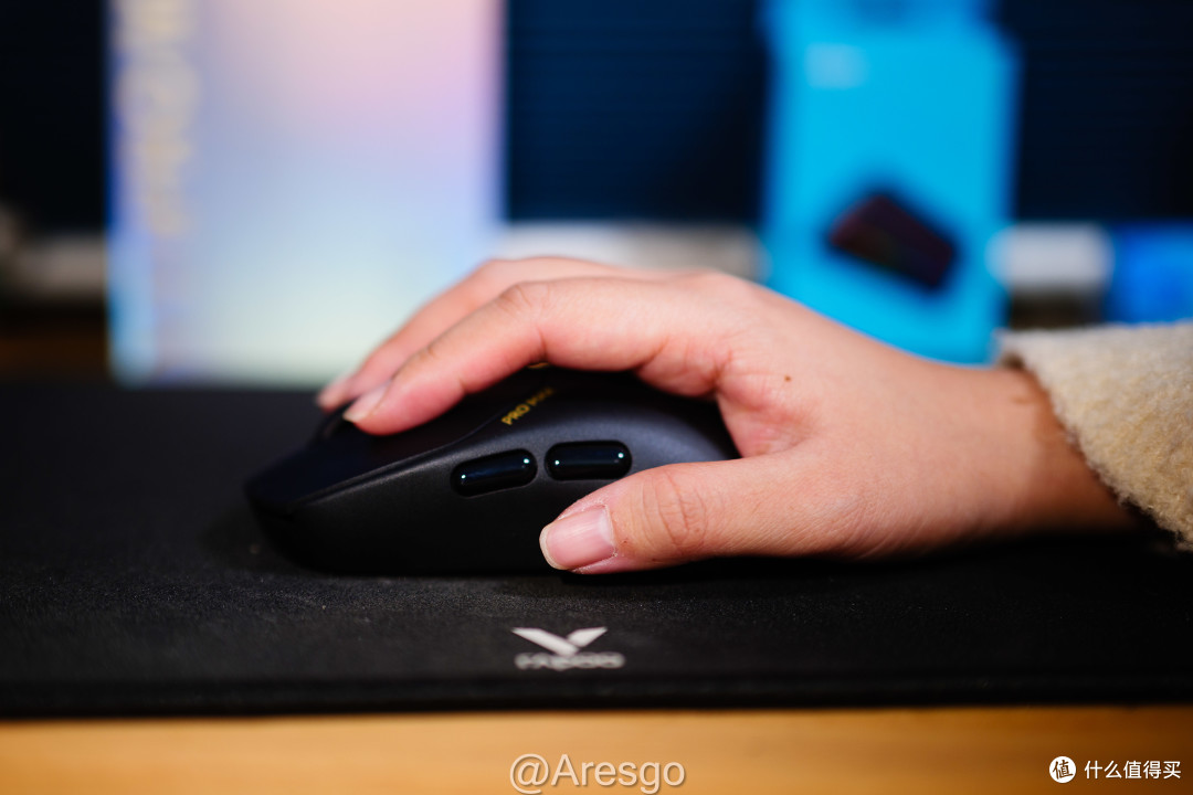 中小手玩家也有了顶配全能鼠标——搭载原相3950旗舰引擎VT1PRO MAX体验