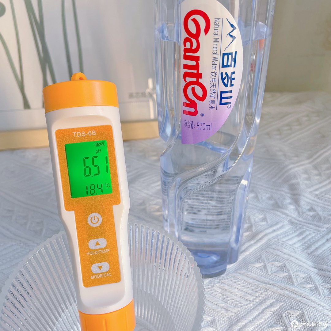 细数家庭饮水的4种水源和6种方式,其实我们都不了解健康饮水,在家喝水的上上签『家里泉矿泉机』