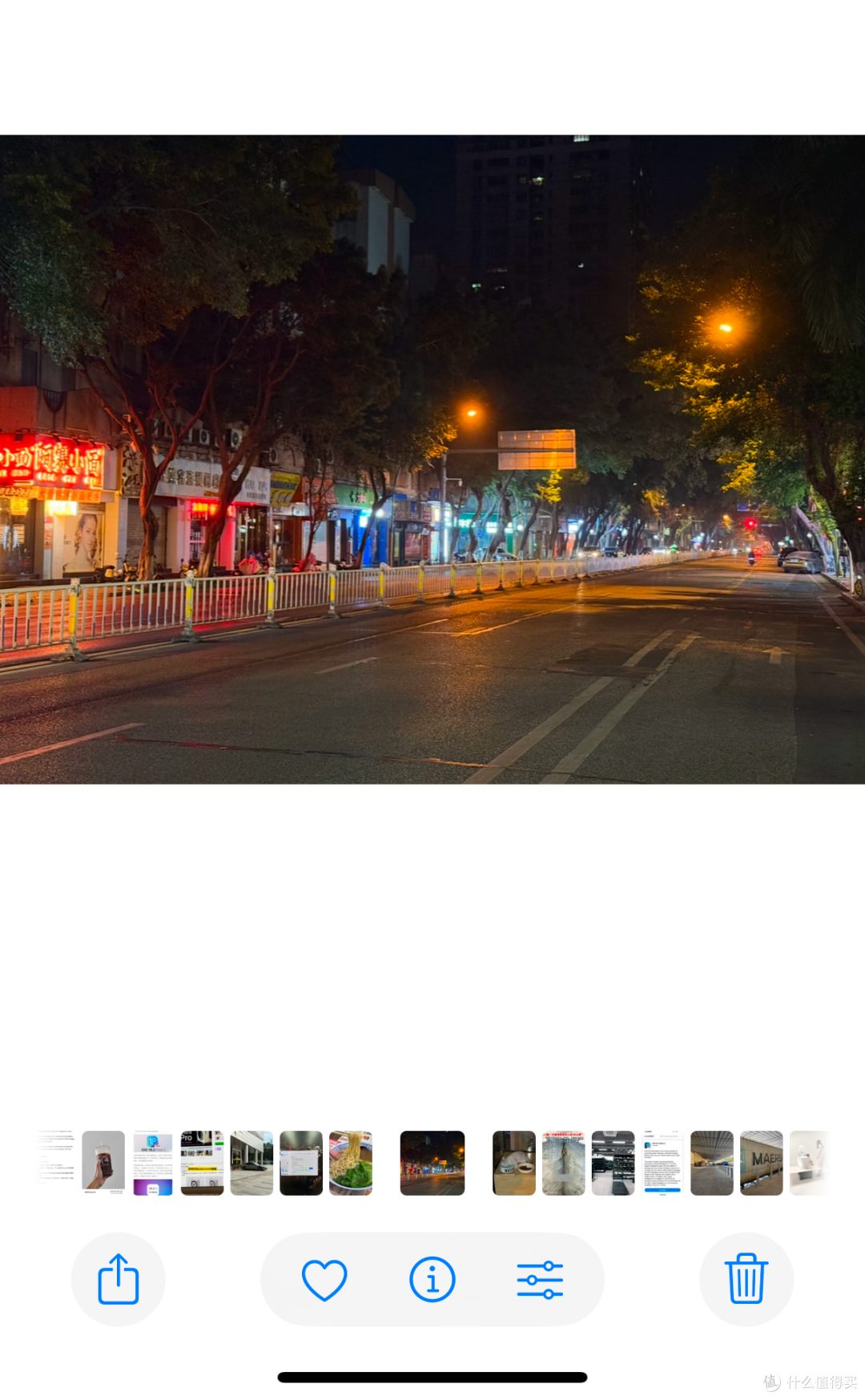 苹果iOS 18.2 Beta 3体验：相册小调整，修复照片重叠的Bug