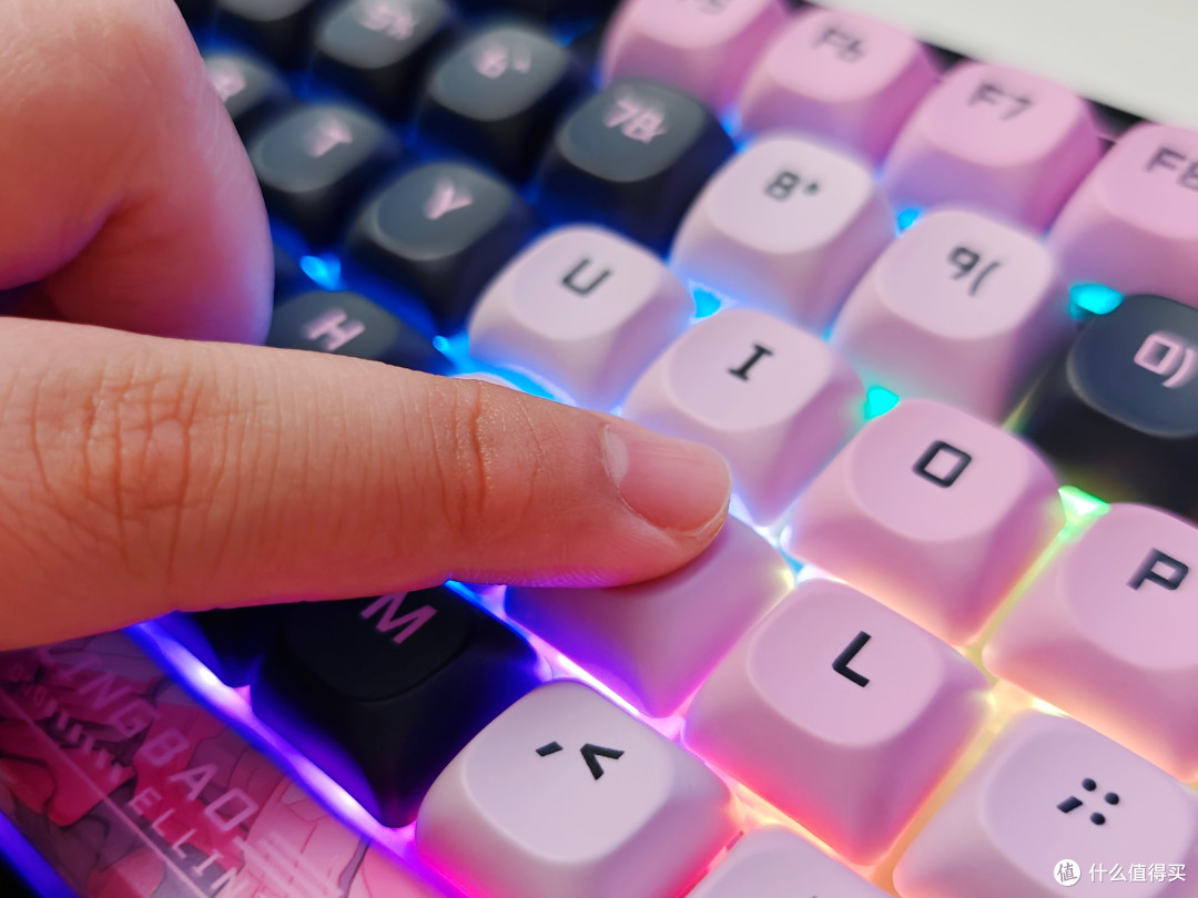 跨越二次元的世界,奔向不被定义的青春——凌豹机械键盘K87 PRO