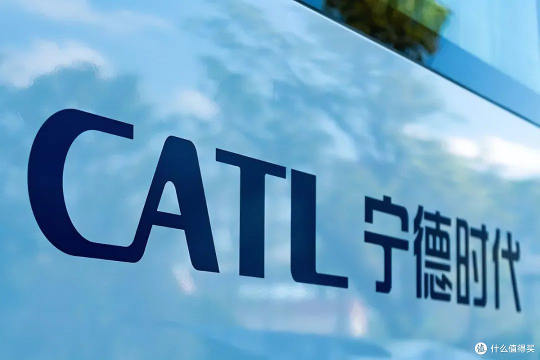 碳酸锂价格都降到7万多每吨了,为啥电车还没跌成“白菜价”