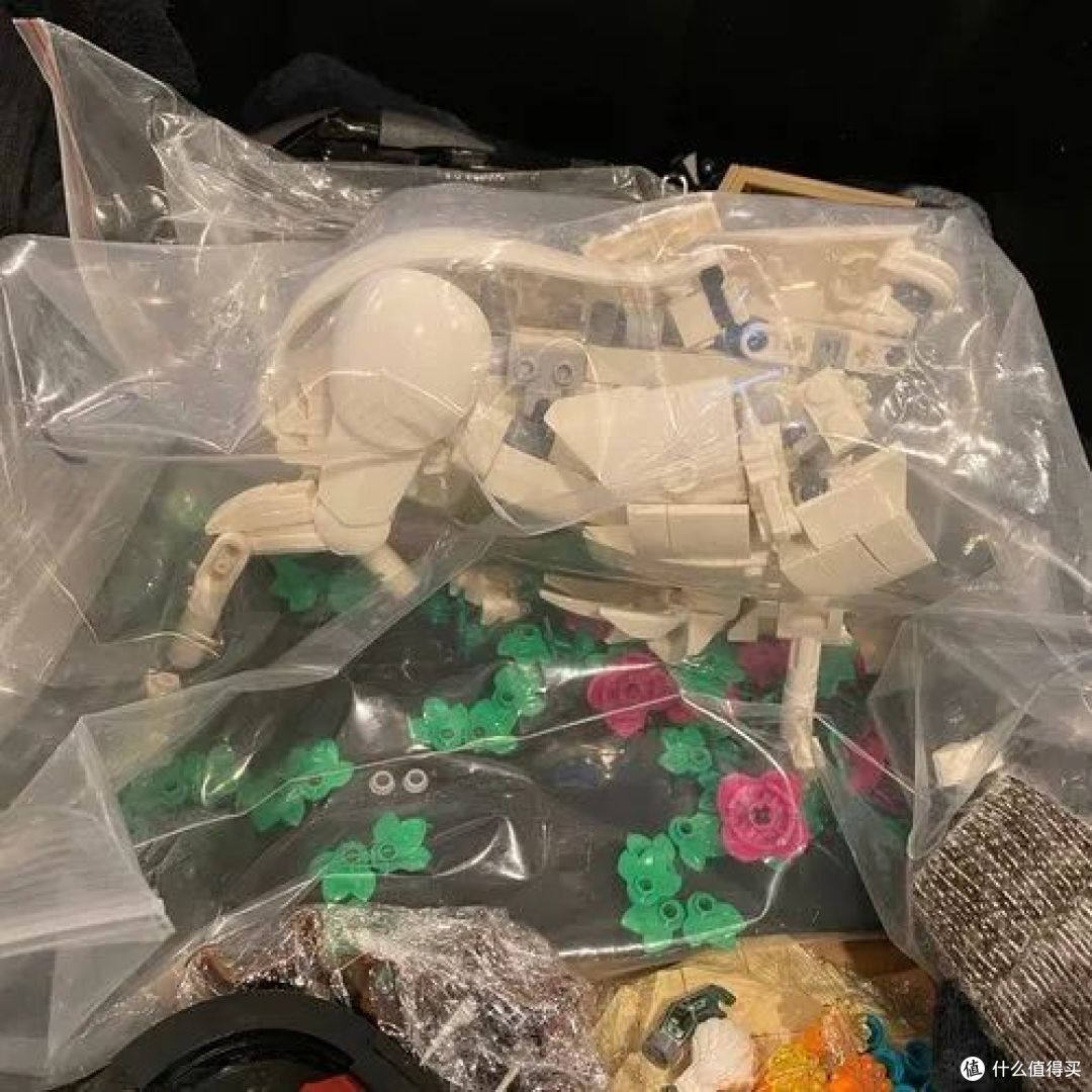 打包前（上）和到达后（下）