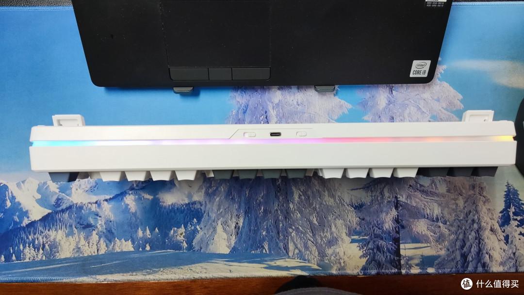 Riccks芮克斯的RS8三模塑料87配列机械键盘开箱——入门级闭眼入产品