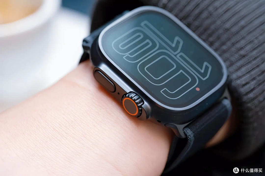 变色=升级?Apple Watch Ultra2黑色款体验 6499值不值