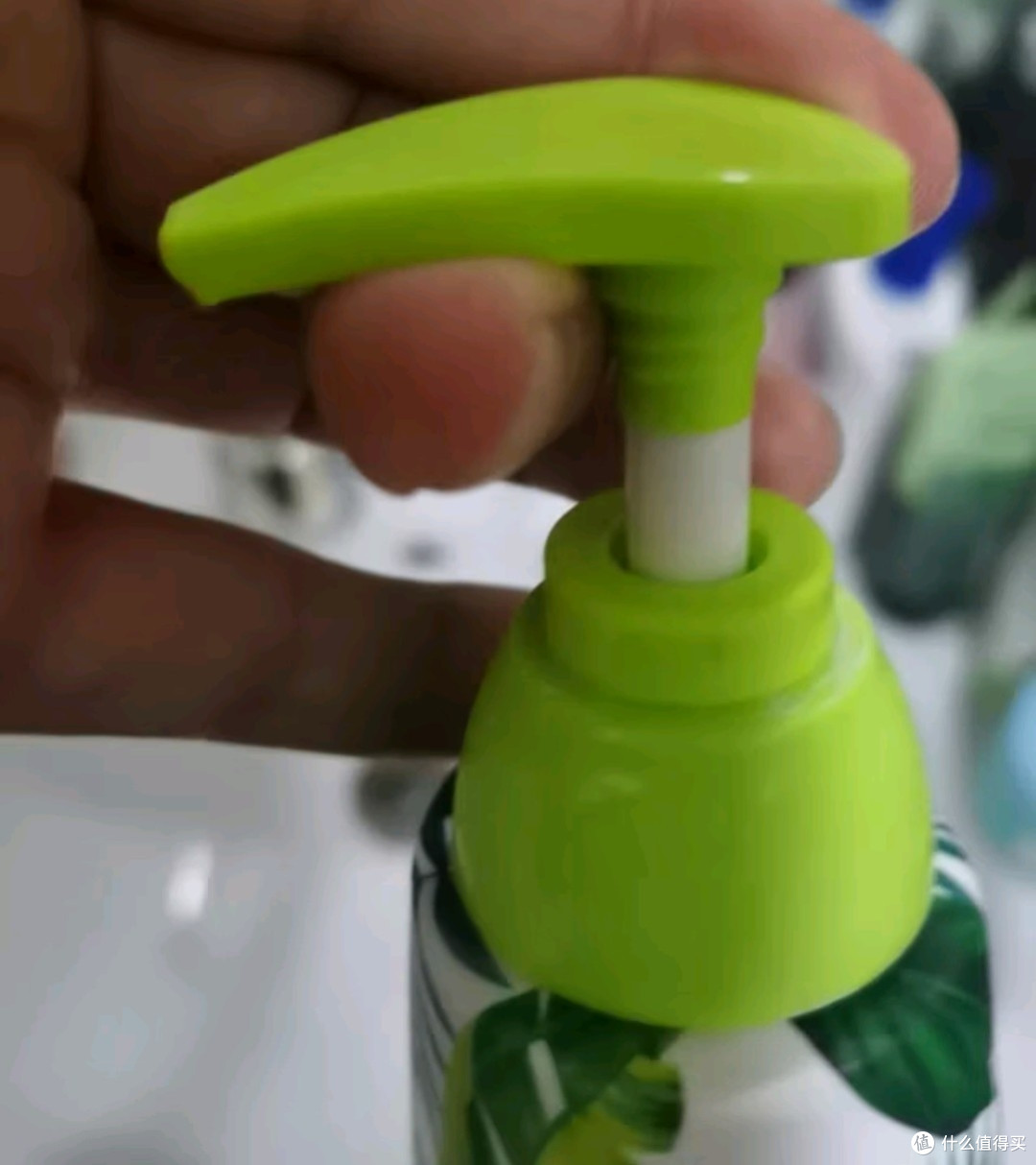 🌿两面针(LMZ)青蒿护龈液体牙膏 | 口腔的“绿色守护者”🌿