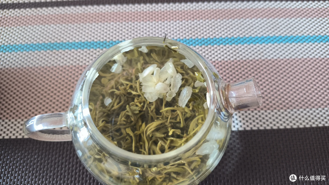 不同派系的高端茉莉花茶,京派、川派、福派测评,哪个更好喝?
