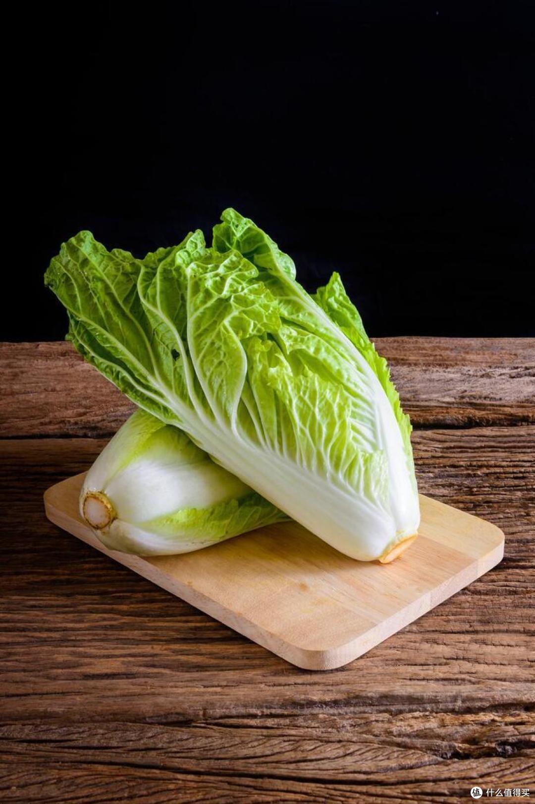 白菜不能乱吃？医生提醒：3类人最好少吃，吃白菜也是有禁忌的