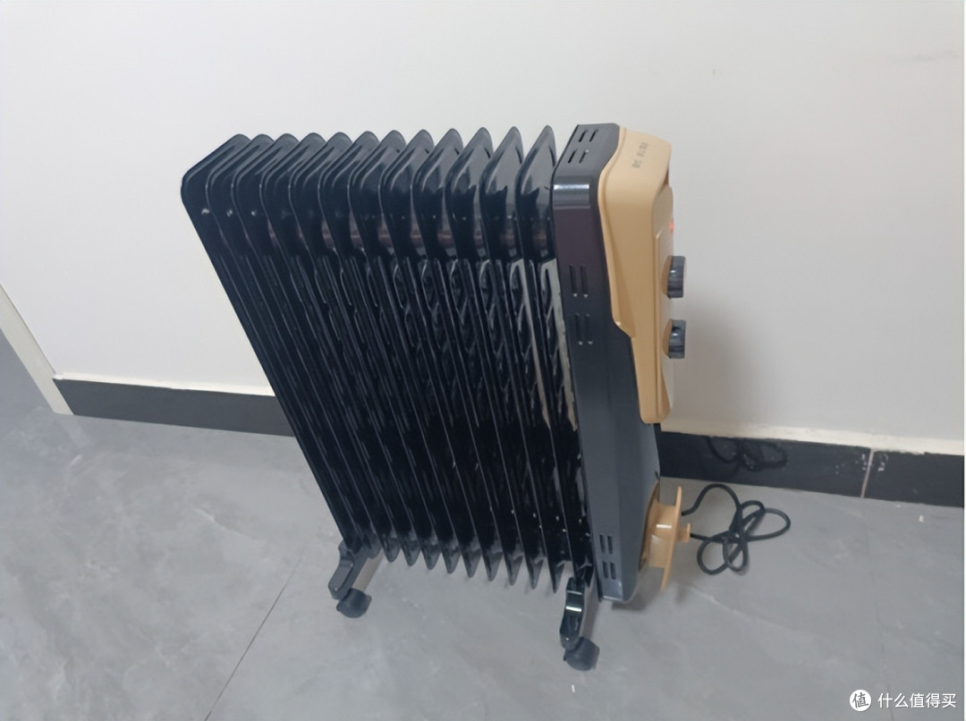 南方过冬，取暖器和空调哪个更实用？4种取暖器（小太阳、暖风机、油汀、踢脚线）和空调对比，哪种更好